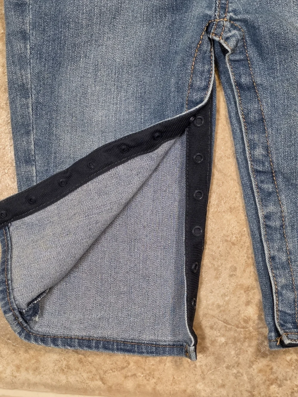 Levi’s Baby Denim Overalls 24M Classic Bib Snap Bottom